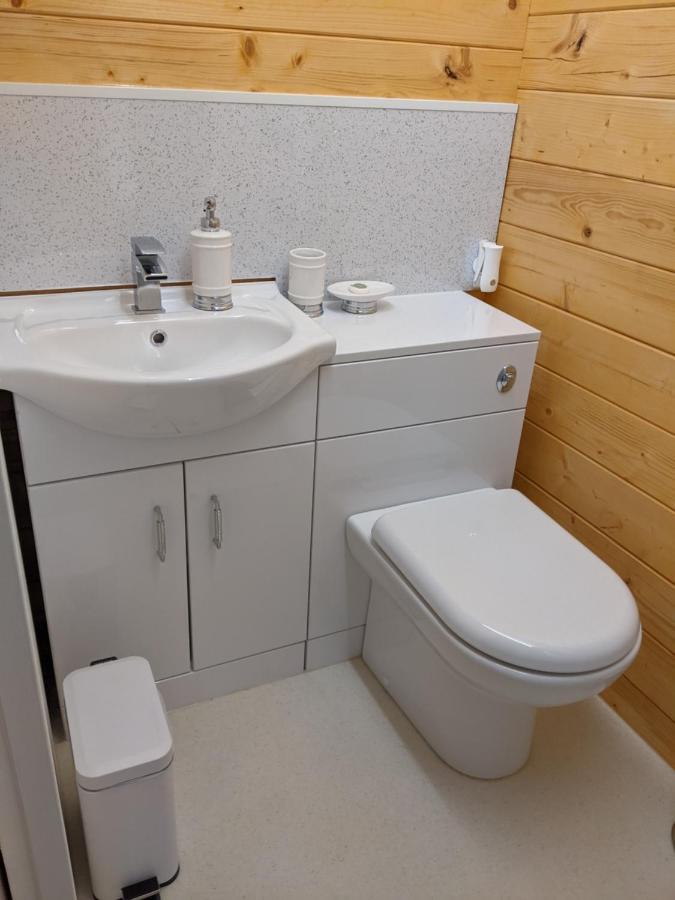 Foxhill Lodges Canterbury Exteriör bild